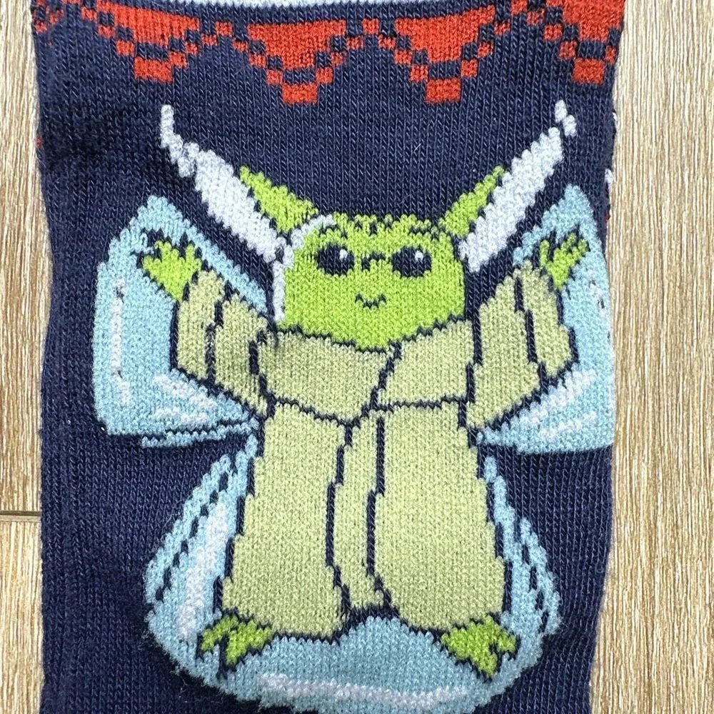 Star Wars Mandalorian 'The Child' Angel Winter‎ Snowflake Holiday Unisex Socks